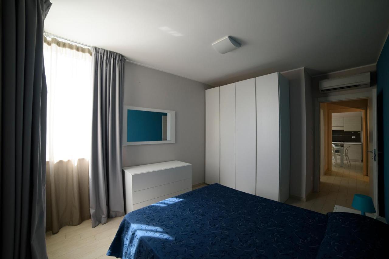 Case Vacanze Blue Bay Resort Roseto Degli Abruzzi Exterior foto
