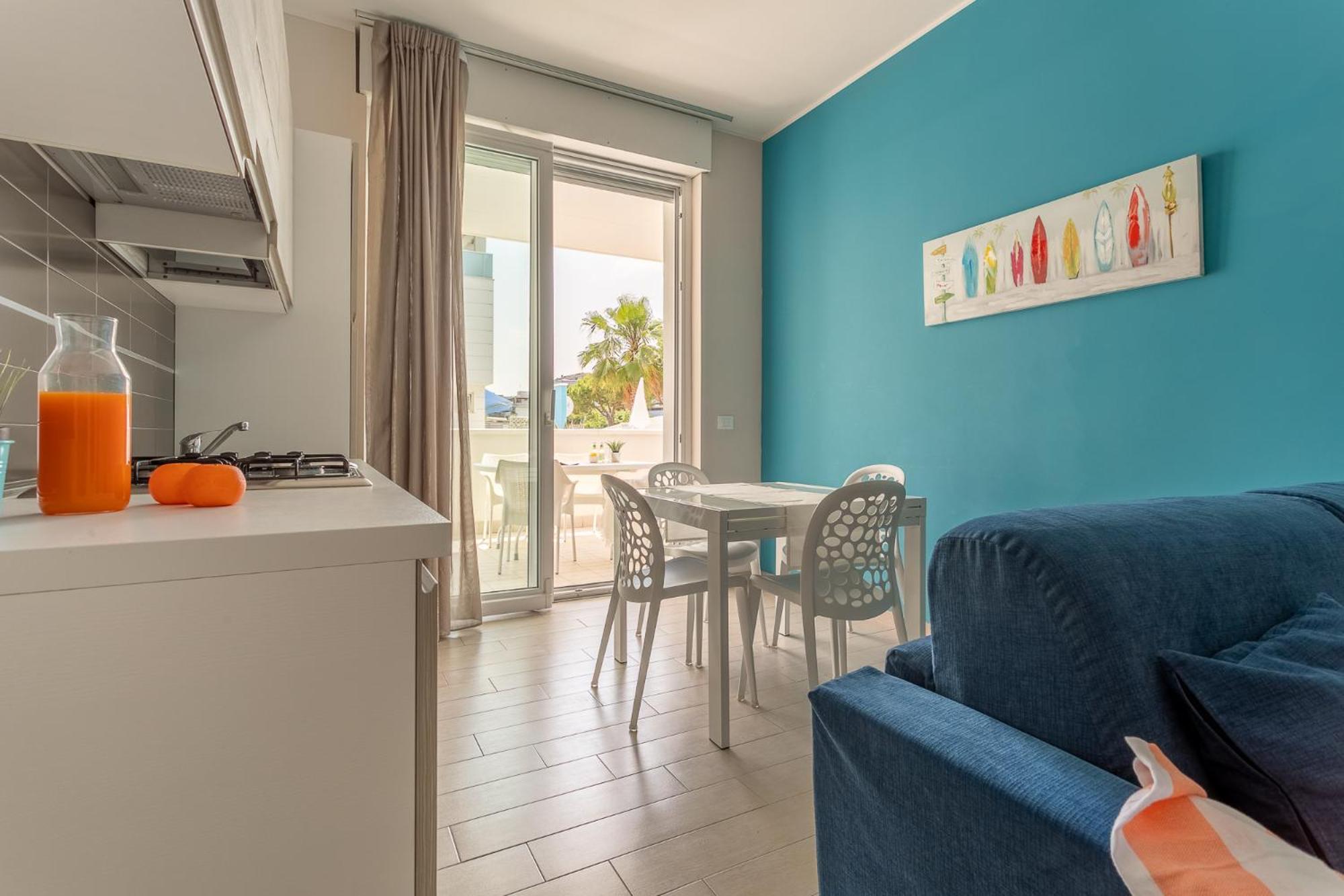 Case Vacanze Blue Bay Resort Roseto Degli Abruzzi Exterior foto