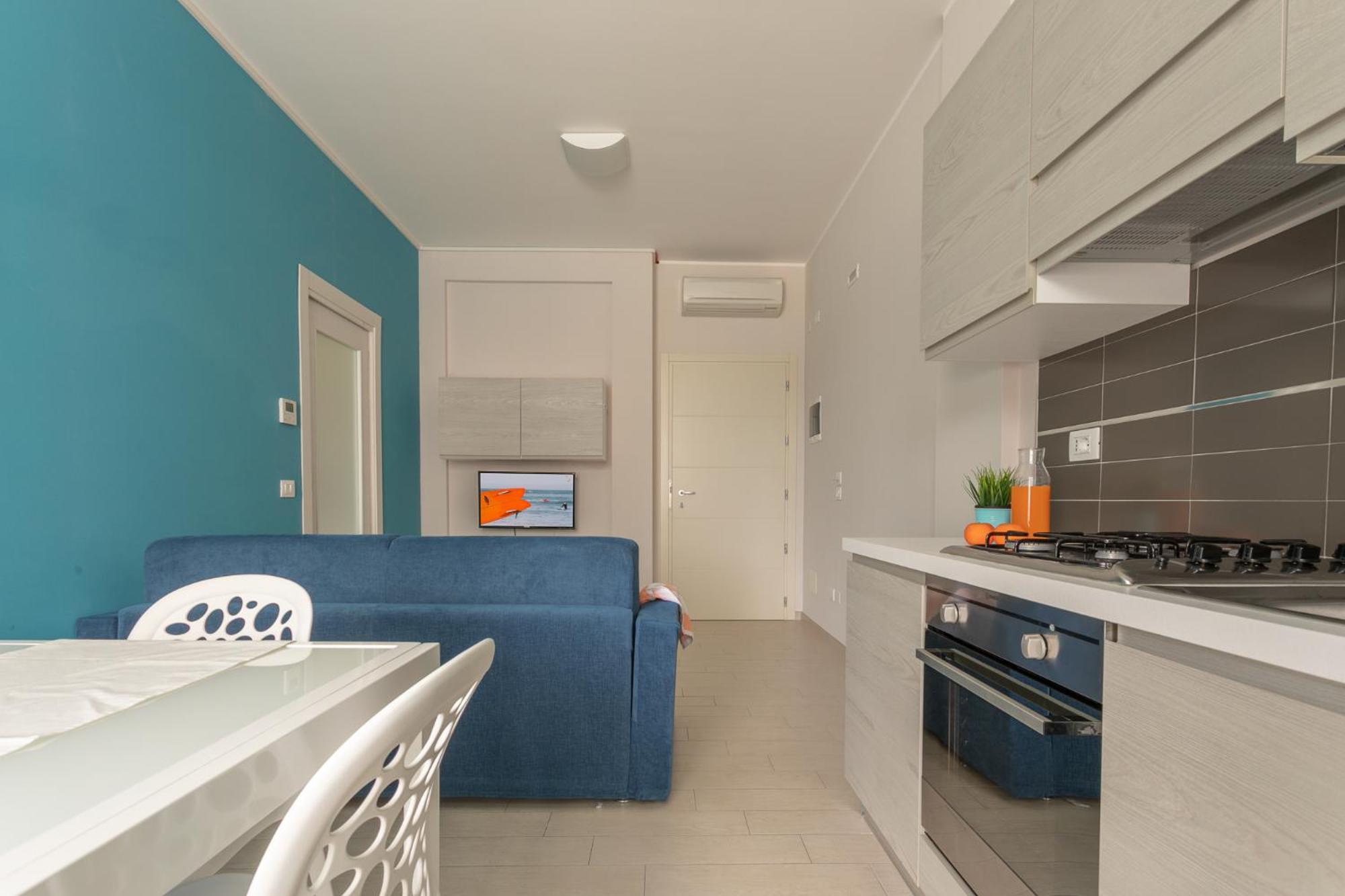 Case Vacanze Blue Bay Resort Roseto Degli Abruzzi Exterior foto
